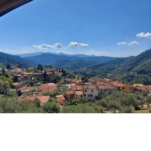 Stone holiday home in Fiano Pescaglia with private garden