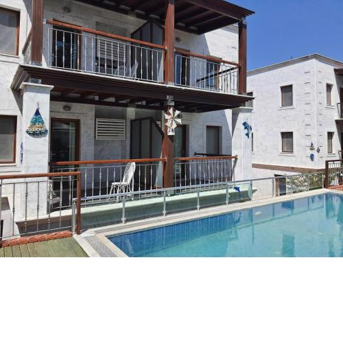 Stone House Hotel