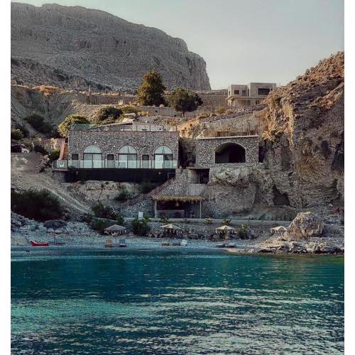 Stone Luxury Suites - Adults Only