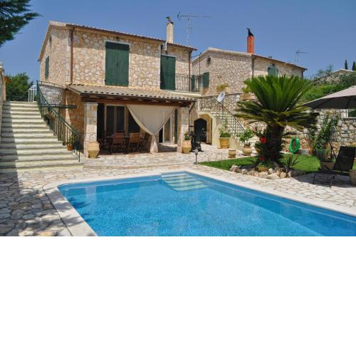 Stone Pool House Gouvia