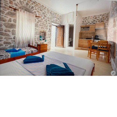 Stone tower east mani
