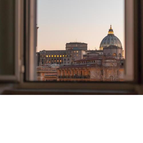 St.Peter's Mirror - Romantic View