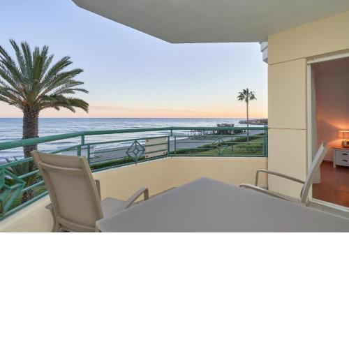 Strand Appartement met Zwembad TD04
