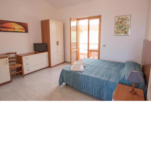 Studio 200 meters from the sea, wifi, self catering