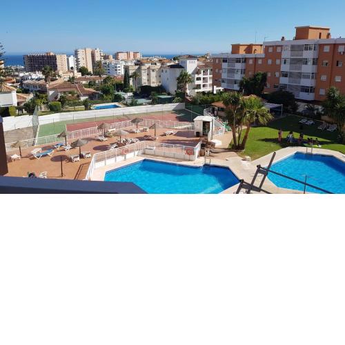 Studio at Torremolinos 700 m away from the beach with sea view shared pool and furnished terrace
