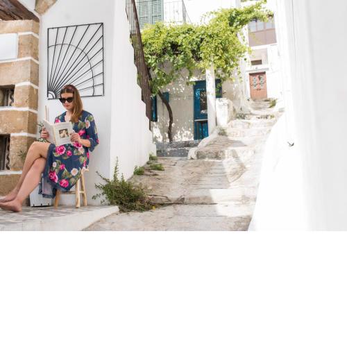 Studio Cosy - In the Heart of Skyros Village