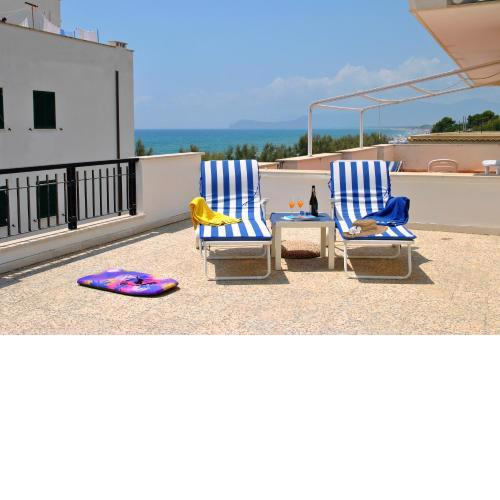 Studio flat for 3 persons near the beach