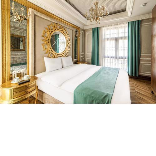 Studio in Historic Mansion in Beylerbeyi