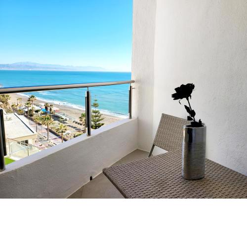 Studio LE LUXE au soleil face à la mer