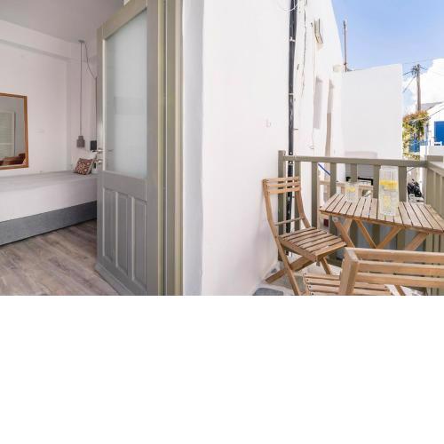 Studio Naousa Paros No3