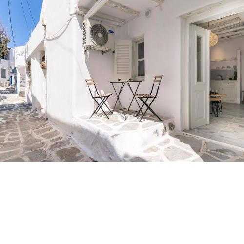 Studio Naousa Paros No7