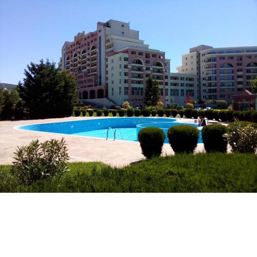 Studio Sunny Beach Plaza