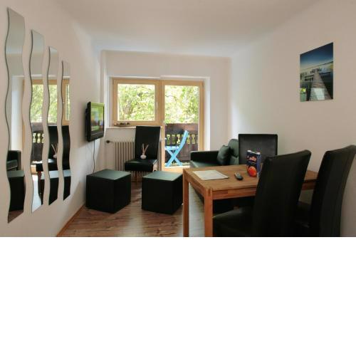 Studio White