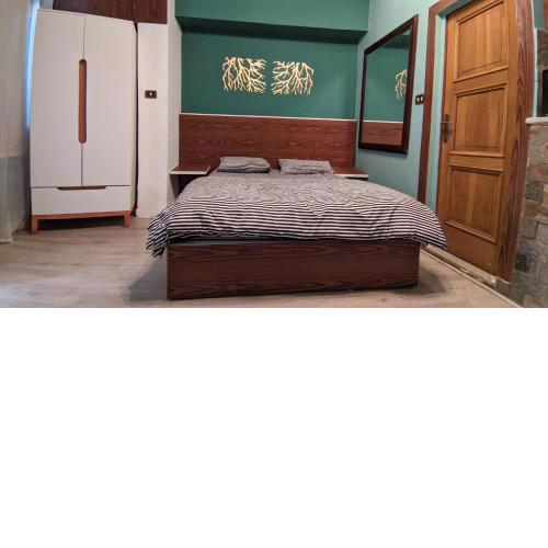 studio with private entrance and garden
