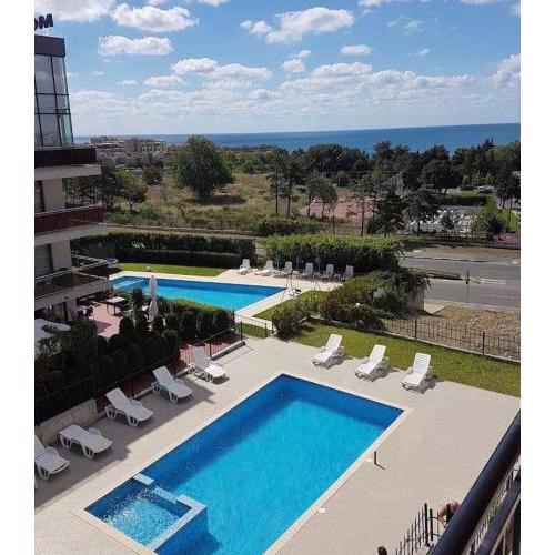 Studio Yurta Aparthotel