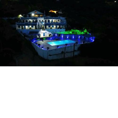 Studios Avra
