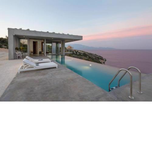 Stunning 180° Sea View Designer Villa for two
