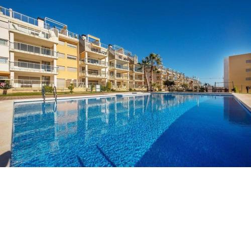 Stunning 2-Bed Apartment in nr Los Dolses