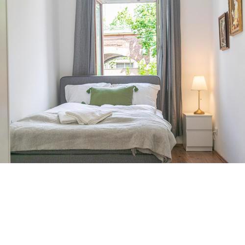 Stunning 2BR Apartment Perfect for 4 people