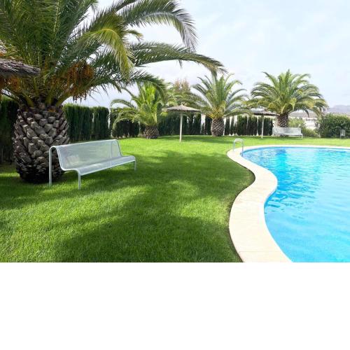 Stunning 3-Bed Apartment in Puerto De Mazarron