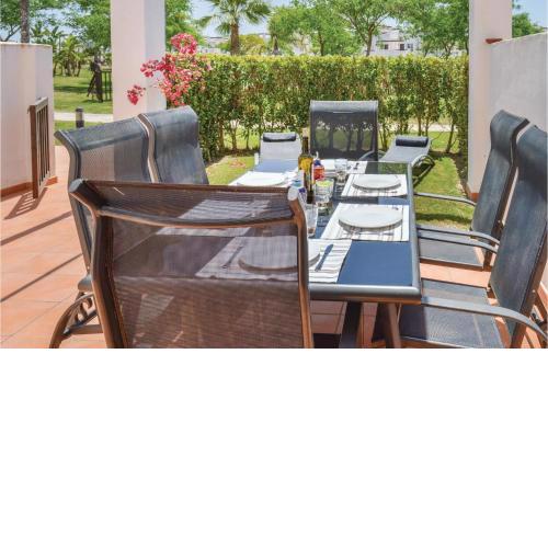 Stunning apartment in Alhama de Murcia with 3 Bedrooms, WiFi and Swimming pool