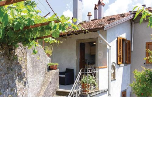 Stunning apartment in Bagni di Lucca LU with 1 Bedrooms