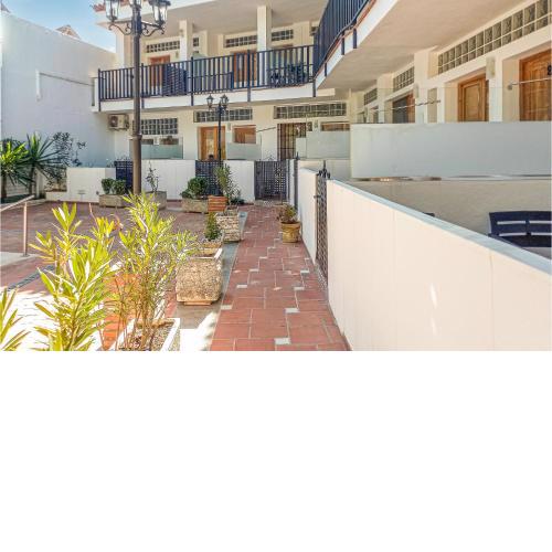 Stunning apartment in Benaojan with Outdoor swimming pool, 2 Bedrooms and Swimming pool