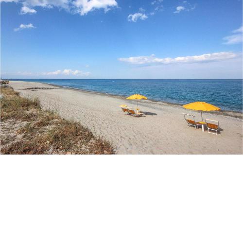Stunning apartment in Botricello with 2 Bedrooms and WiFi