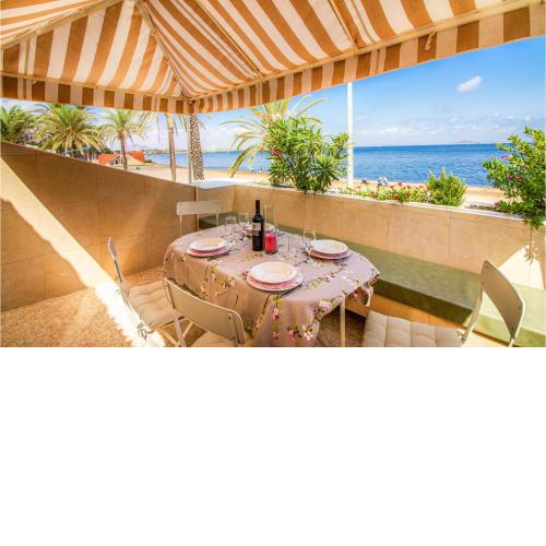 Stunning apartment in Cartagena with 3 Bedrooms and WiFi