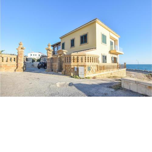 Stunning apartment in Cava DAliga with 3 Bedrooms and WiFi