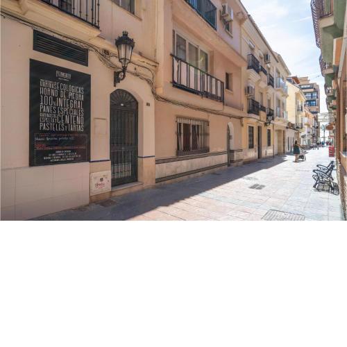 Stunning apartment in Fuengirola with 3 Bedrooms