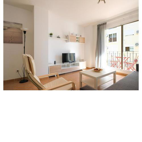 Stunning apartment in La Algaba with WiFi, 3 Bedrooms and Outdoor swimming pool