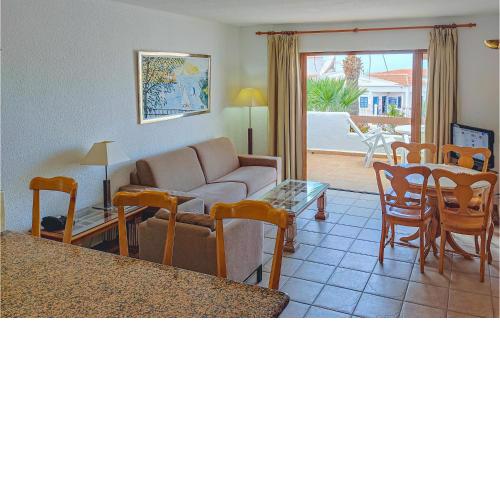 Stunning apartment in Los Cristianos with WiFi, Outdoor swimming pool and Swimming pool