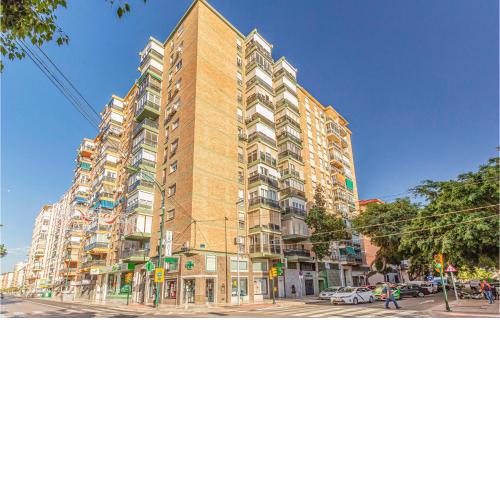 Stunning apartment in Málaga with 2 Bedrooms