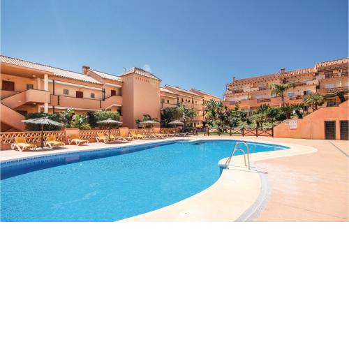 Stunning apartment in Mijas Costa with Outdoor swimming pool, WiFi and Swimming pool