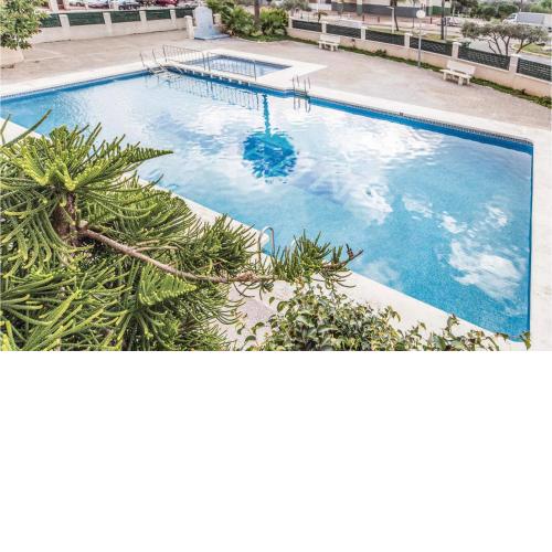 Stunning apartment in Oropesa del Mar with 2 Bedrooms, WiFi and Outdoor swimming pool