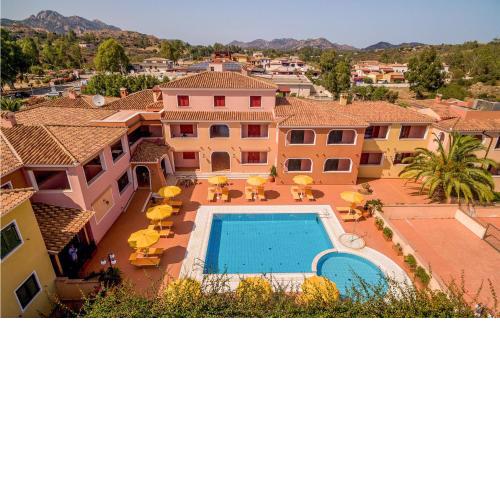 Stunning apartment in Orosei with WiFi and Outdoor swimming pool