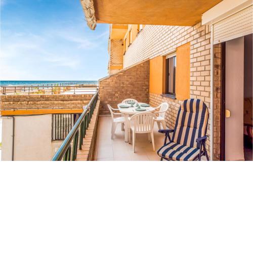Stunning apartment in Orpesa with Outdoor swimming pool and 2 Bedrooms