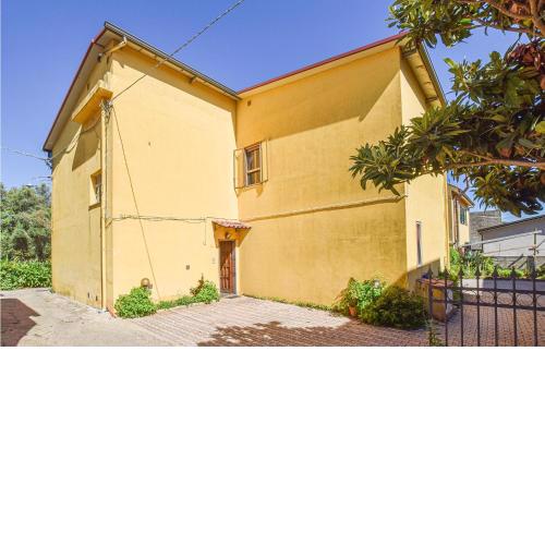 Stunning apartment in Palmi with WiFi and 2 Bedrooms