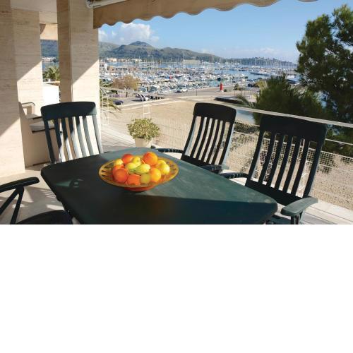Stunning apartment in Port de Pollena with 3 Bedrooms and WiFi