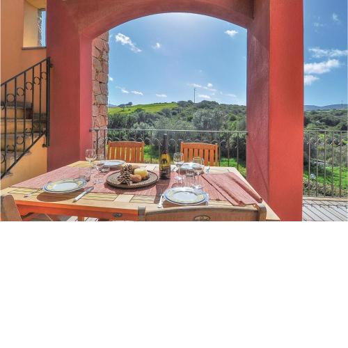 Stunning apartment in Porto Pozzo OT with 2 Bedrooms