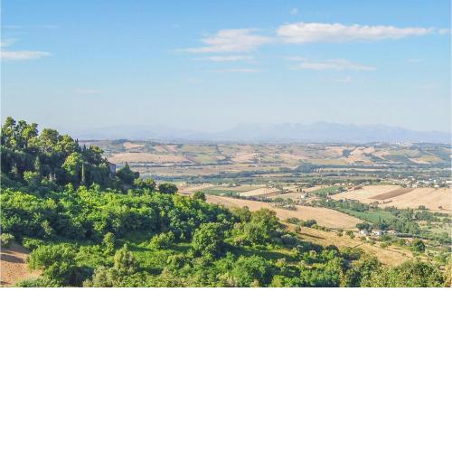 Stunning apartment in PORTO SANTELPIDIO with 2 Bedrooms and WiFi