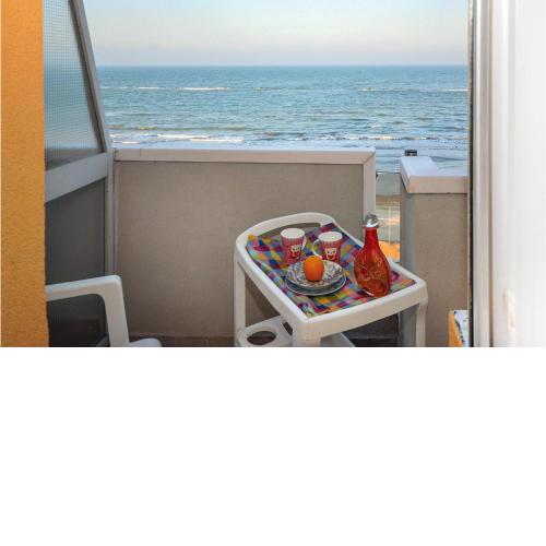 Stunning apartment in Torrette di Fano with 1 Bedrooms and WiFi