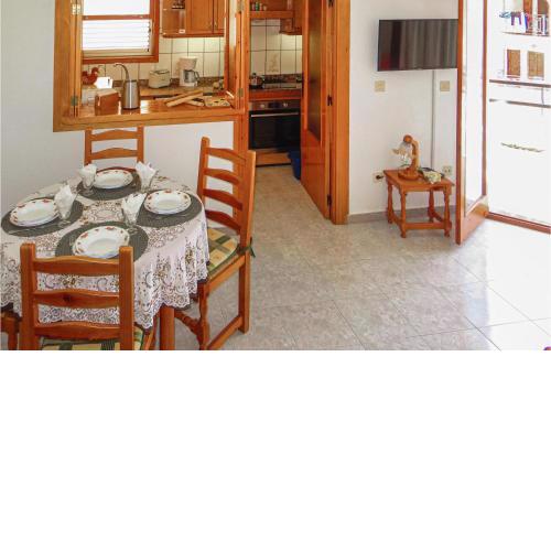 Stunning apartment in Torrevieja with 2 Bedrooms, WiFi and Outdoor swimming pool