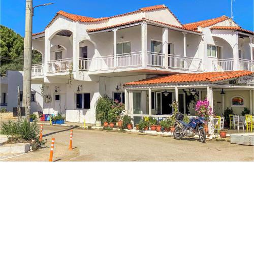 Stunning apartment in Vasilika Evia with WiFi and 1 Bedrooms