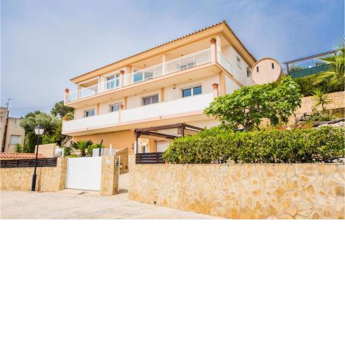 Stunning apartment in Vinars with WiFi and 2 Bedrooms