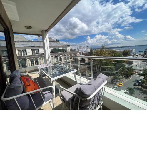 Stunning Duplex with Sea View
