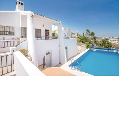Stunning Home In Alberique With 4 Bedrooms, Outdoor Swimming Pool And Heated Swimming Pool