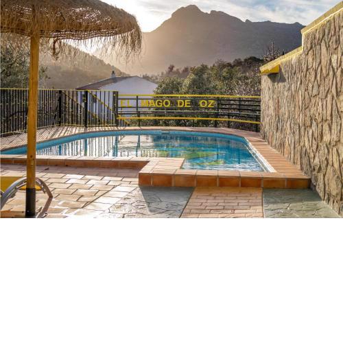 Stunning Home In Alfarnate With Wifi, Swimming Pool And 3 Bedrooms