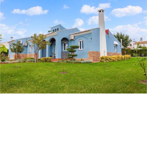 Stunning Home In Aljaraque With Wifi, Swimming Pool And 3 Bedrooms